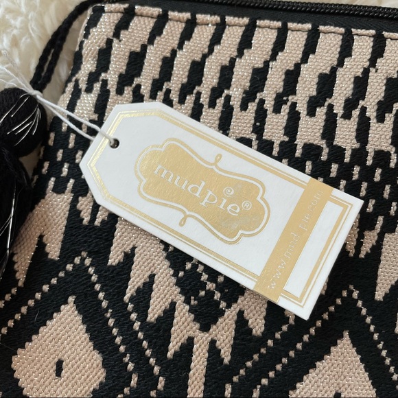Mud Pie Patterned Pouch - Picture 2 of 7